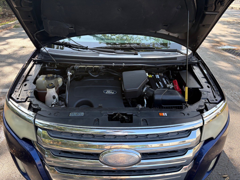 2011 Ford Edge Image 18