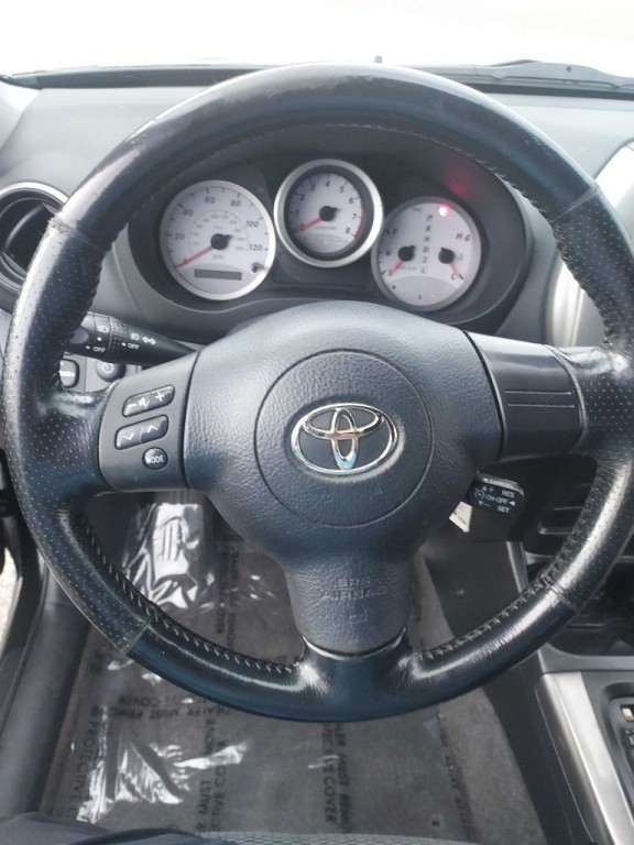 2004 Toyota Rav4 Image 18