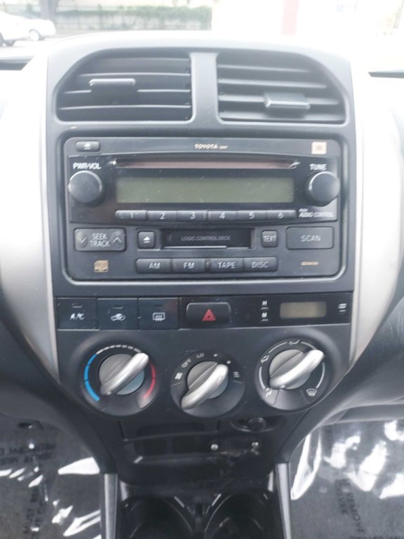 2004 Toyota Rav4 Image 20