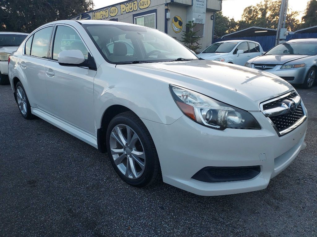 2013 Subaru Legacy Image 4