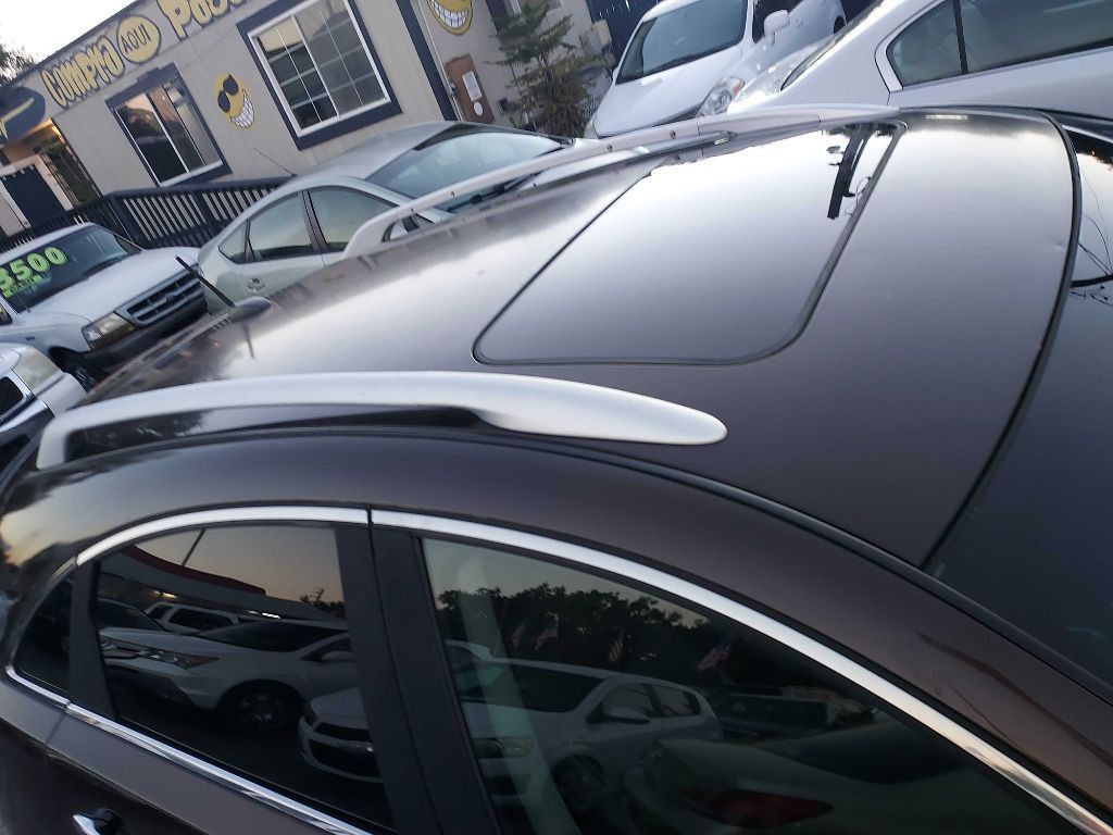 2010 INFINITI FX35 Image 4