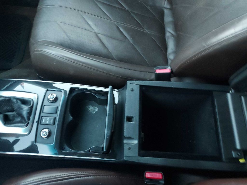 2010 INFINITI FX35 Image 17