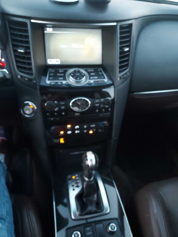 2010 INFINITI FX35 Image 20