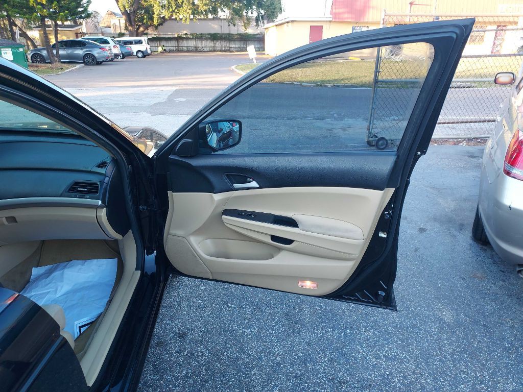 2012 Honda Accord Image 7