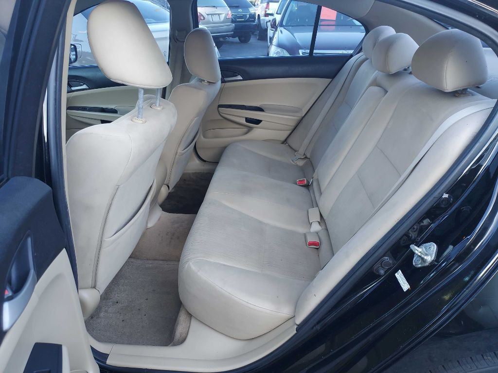 2012 Honda Accord Image 11