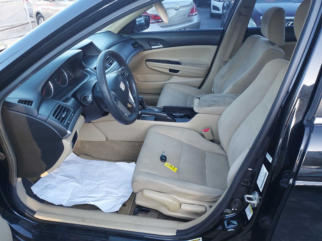 2012 Honda Accord Image 12