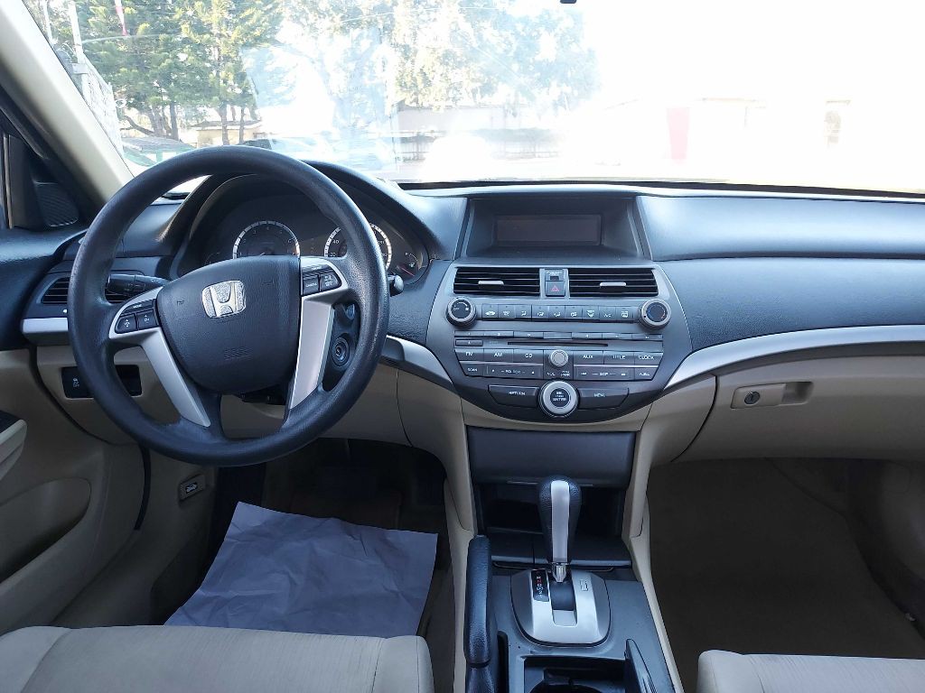 2012 Honda Accord Image 16