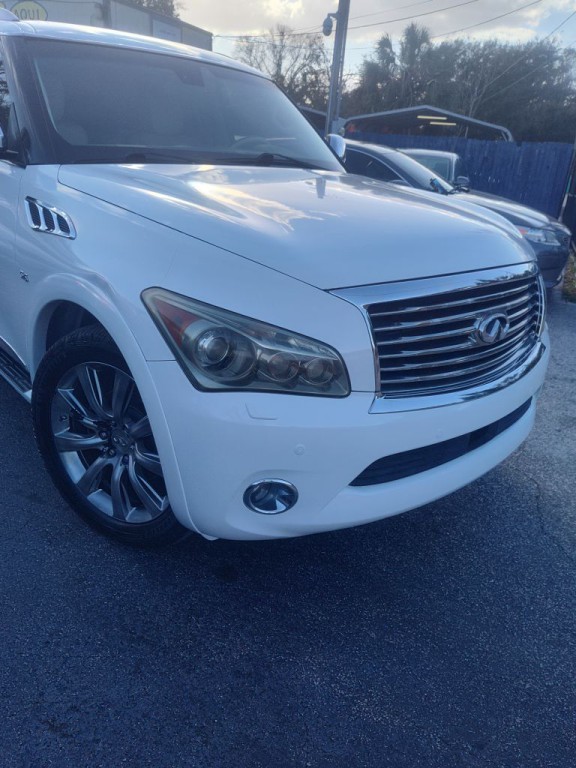 2014 INFINITI QX80 Image 3