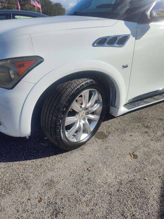 2014 INFINITI QX80 Image 5