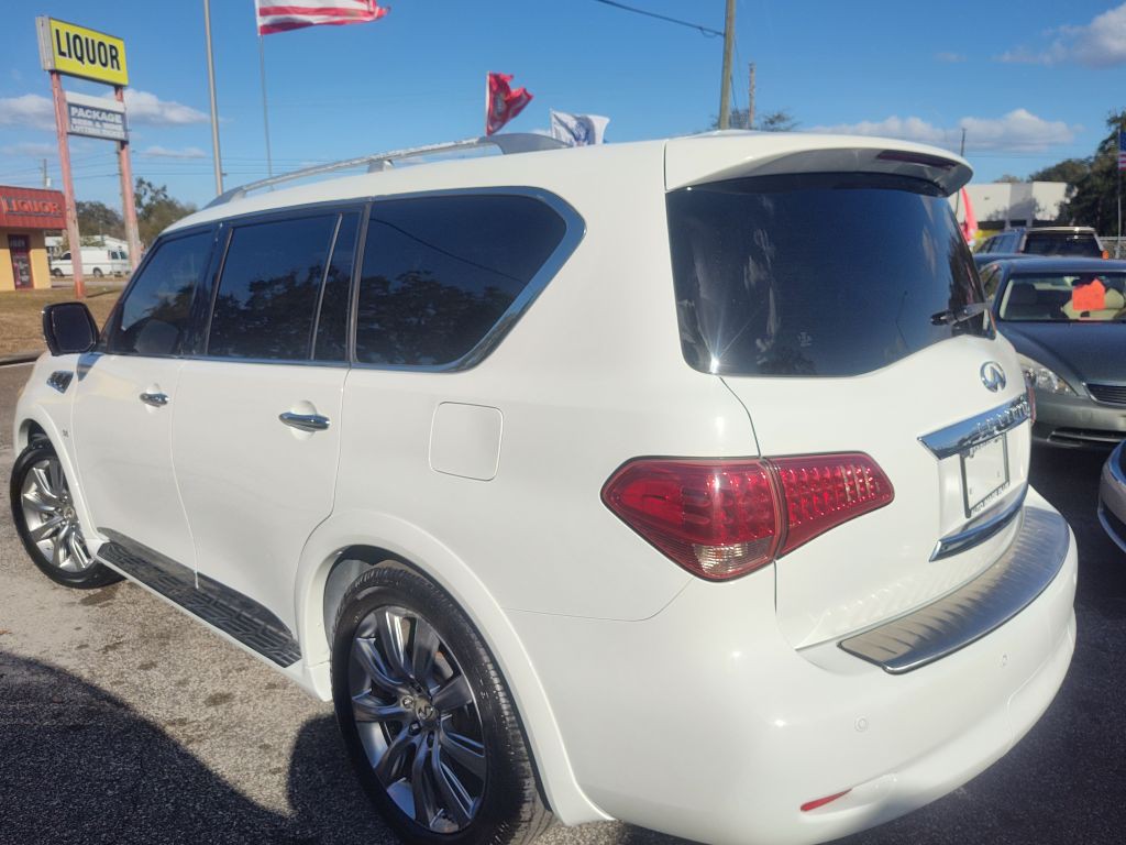2014 INFINITI QX80 Image 8