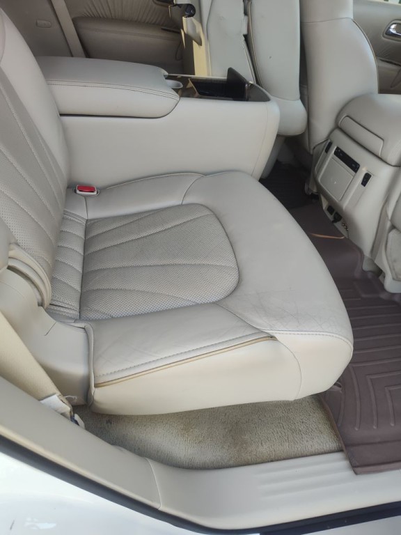 2014 INFINITI QX80 Image 24