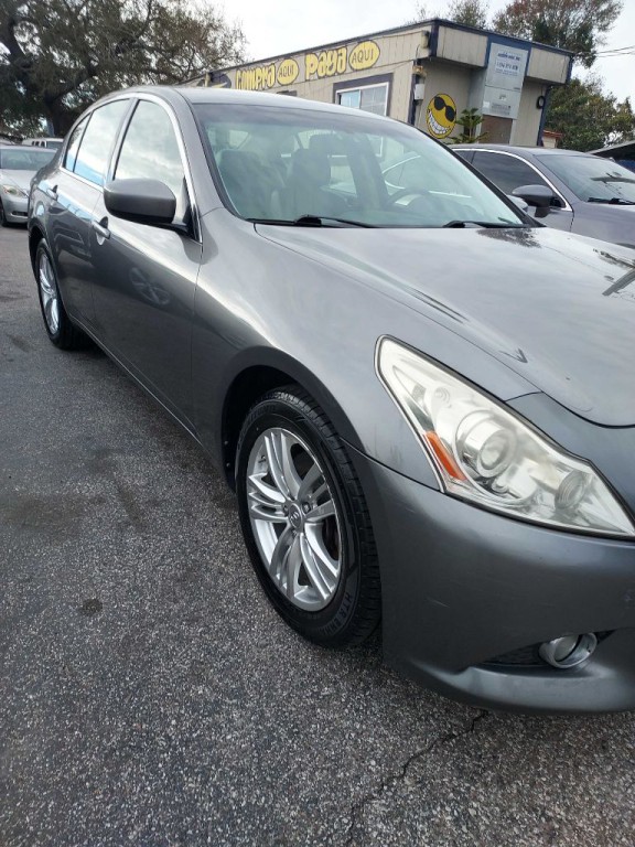 2010 INFINITI G37 Image 3