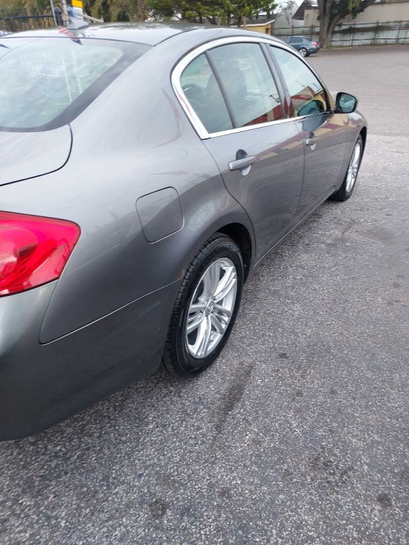 2010 INFINITI G37 Image 5