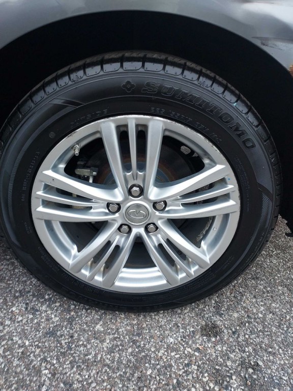 2010 INFINITI G37 Image 7