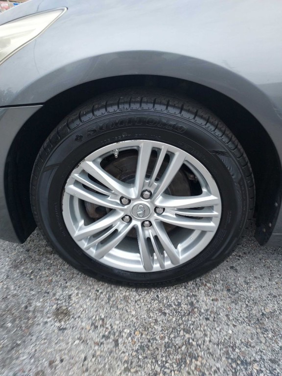 2010 INFINITI G37 Image 8