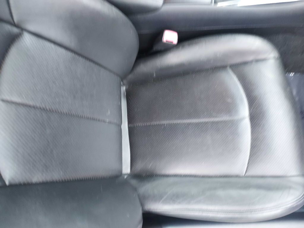 2010 INFINITI G37 Image 15