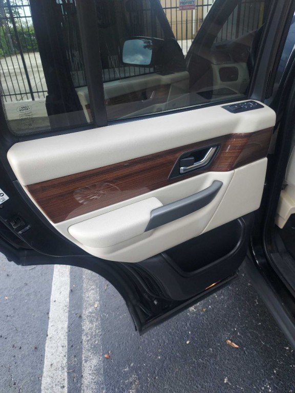 2008 Land Rover Range Rover Sport Image 15