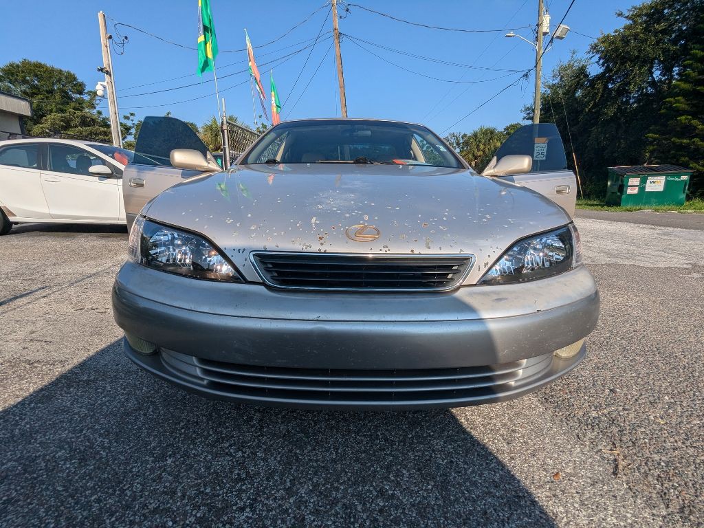 1999 Lexus ES Image 8