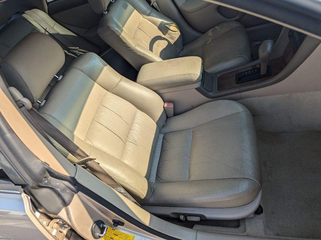 1999 Lexus ES Image 19