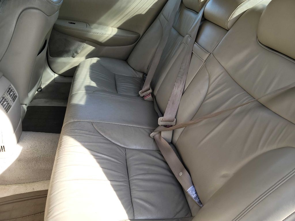 2002 Lexus ES Image 15