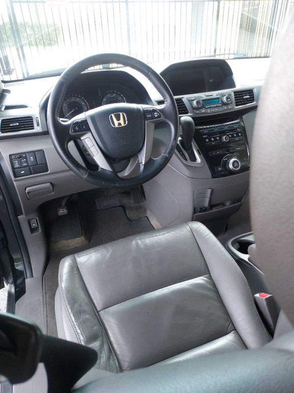 2012 Honda Odyssey Image 14