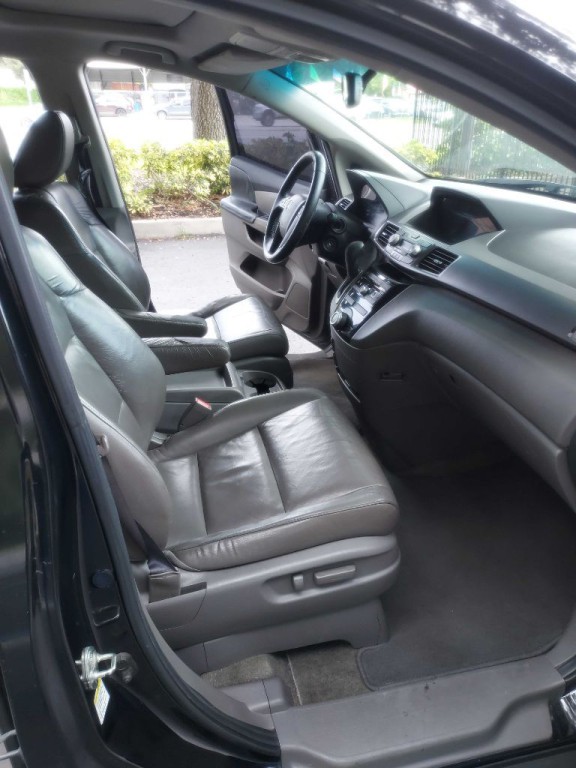 2012 Honda Odyssey Image 22