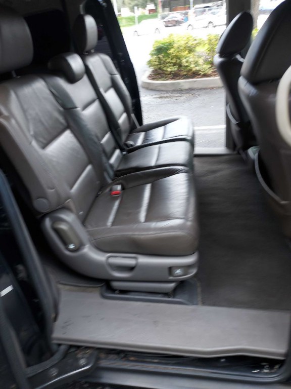 2012 Honda Odyssey Image 24
