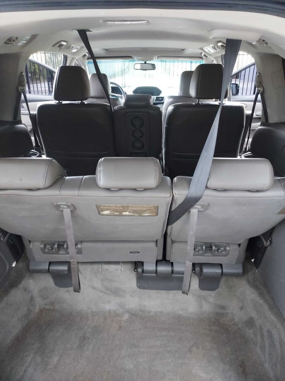 2012 Honda Odyssey Image 26