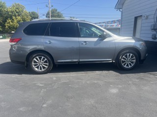 Image for 2015 Nissan Pathfinder S ID: 6856708