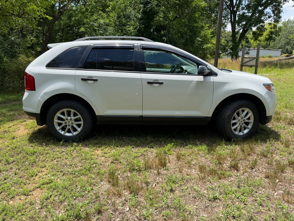 2014 Ford Edge Image 8