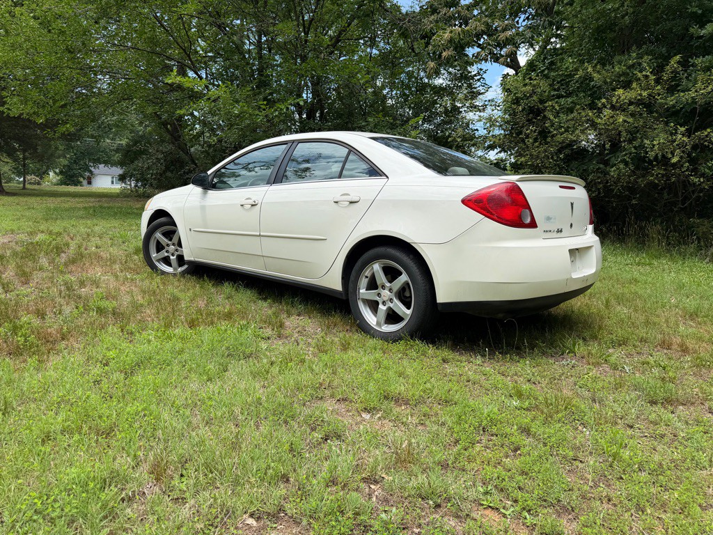 2007 Pontiac G6 Image 5
