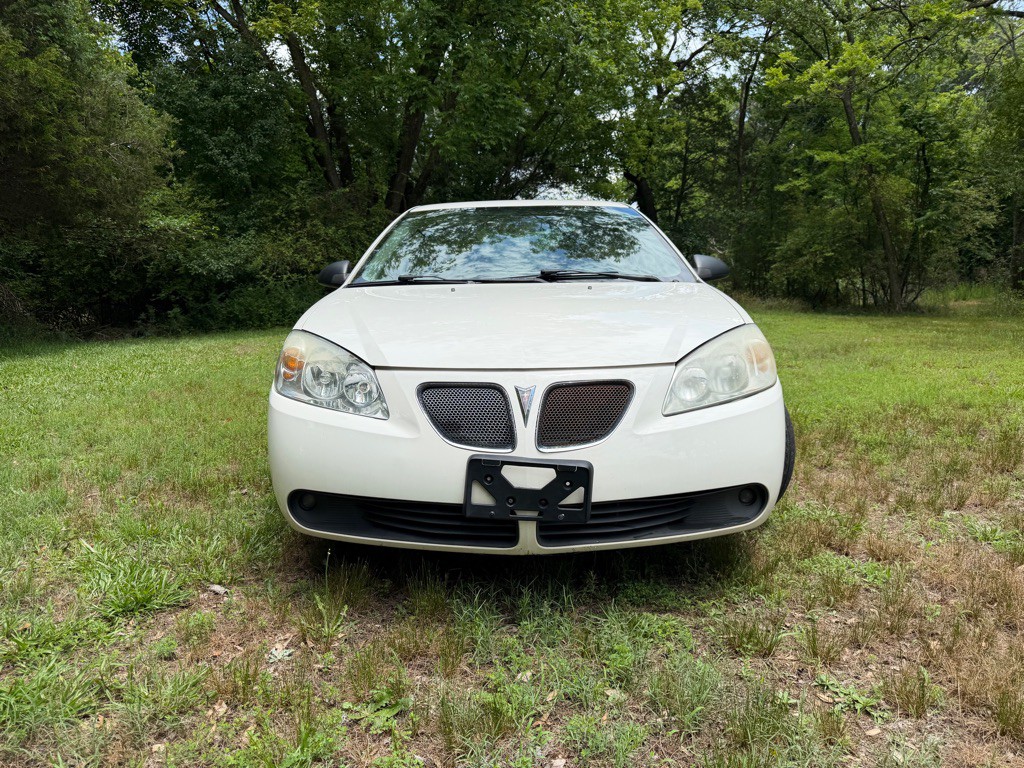 2007 Pontiac G6 Image 8