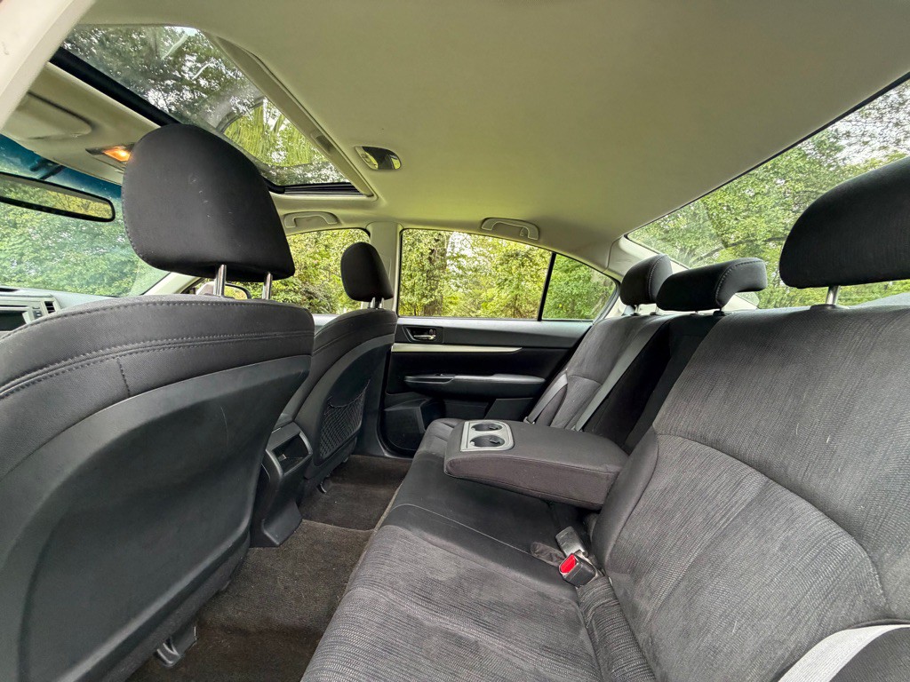 2014 Subaru Legacy Image 3