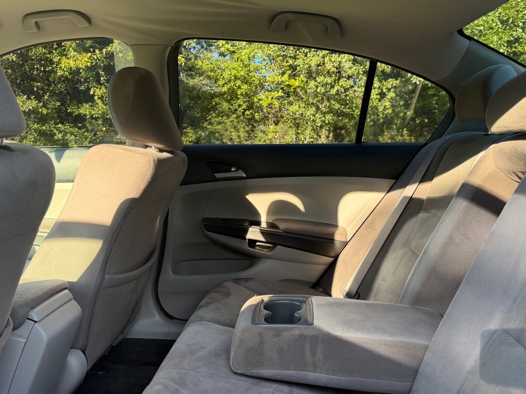 2011 Honda Accord Image 6
