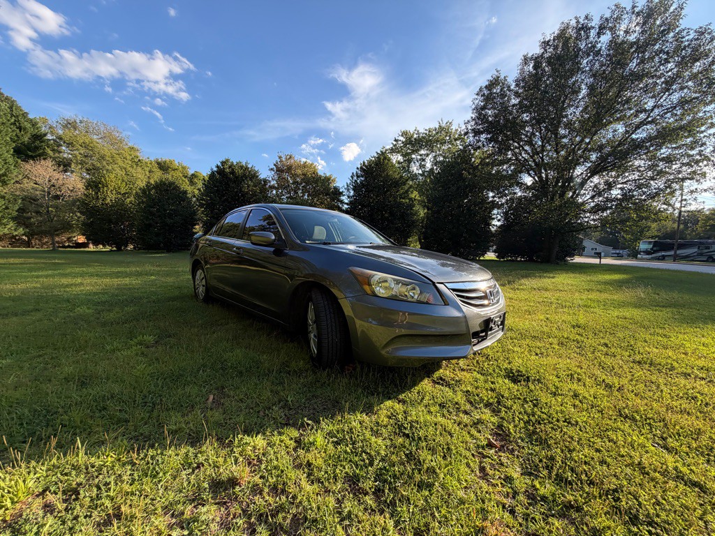 2011 Honda Accord Image 9