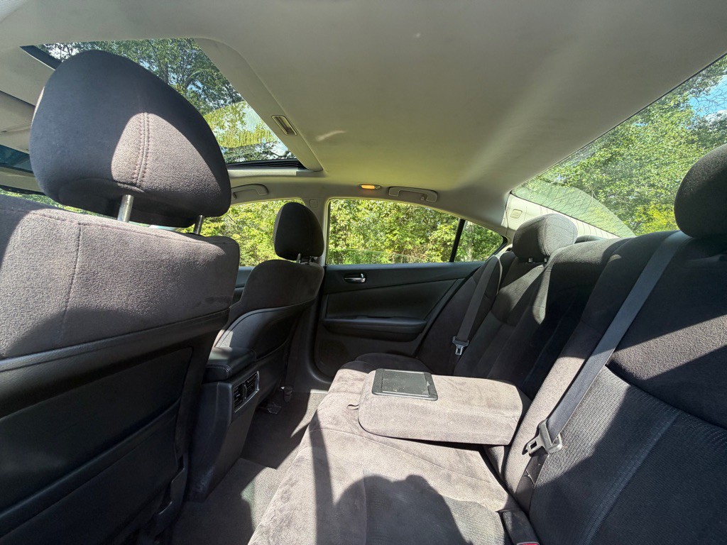 2009 Nissan Maxima Image 4