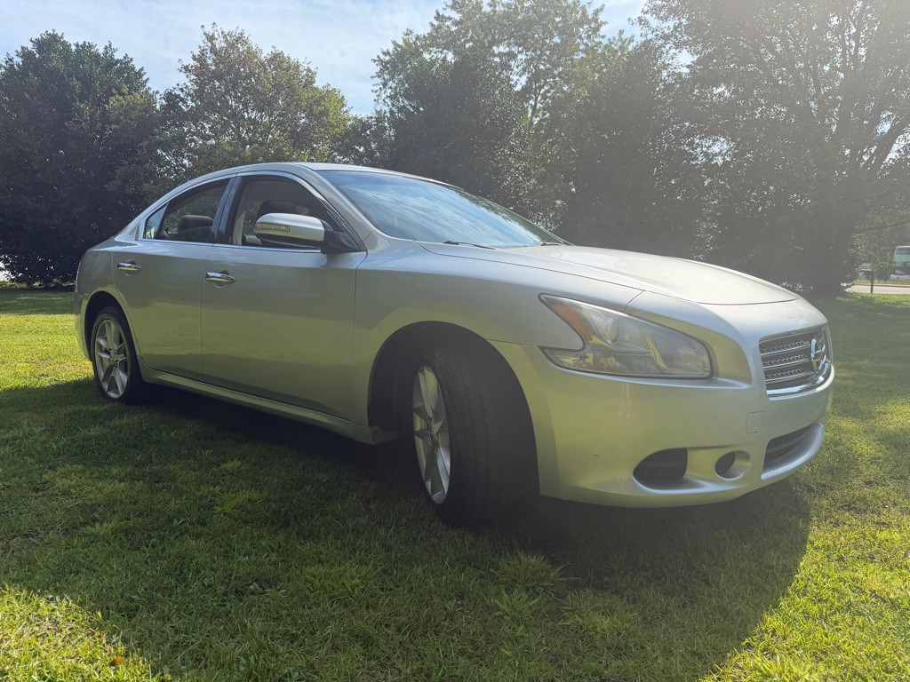 2009 Nissan Maxima Image 12
