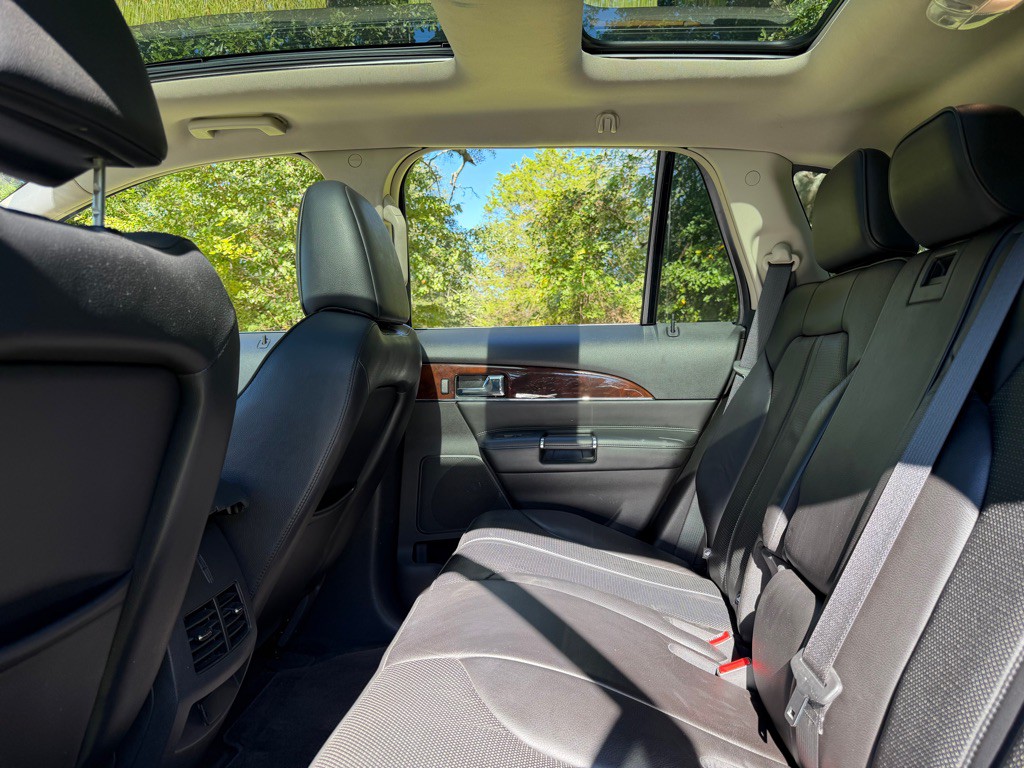 2011 Lincoln MKX Image 6