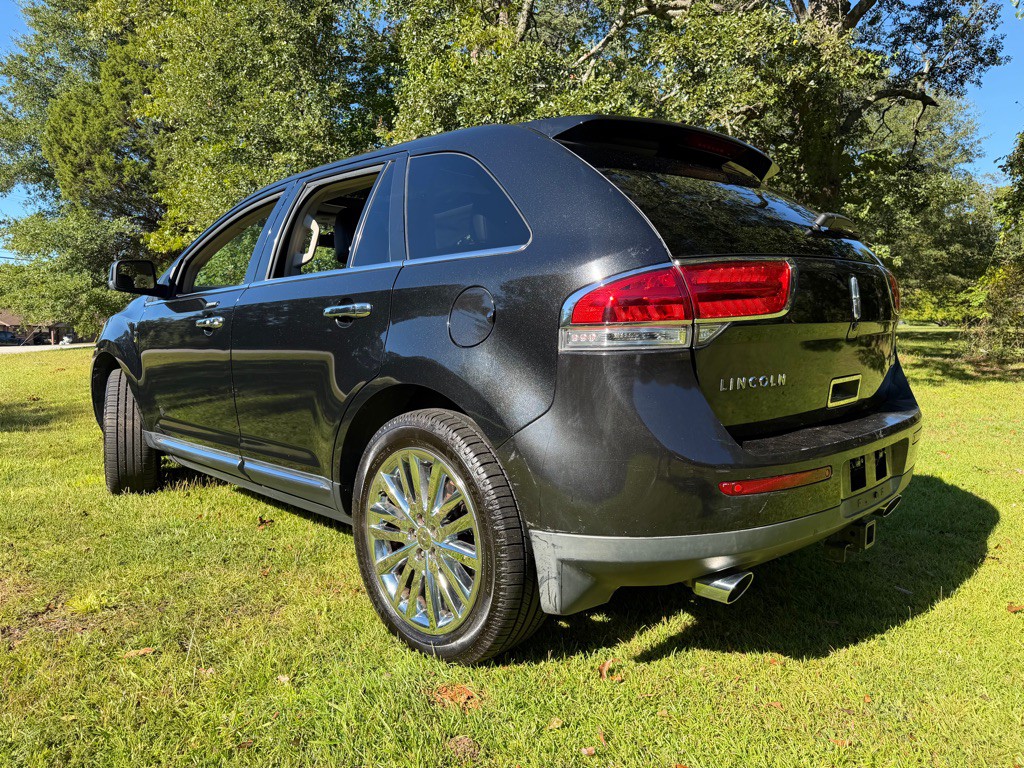 2011 Lincoln MKX Image 8