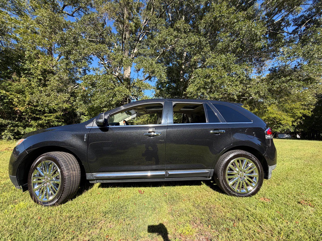 2011 Lincoln MKX Image 17