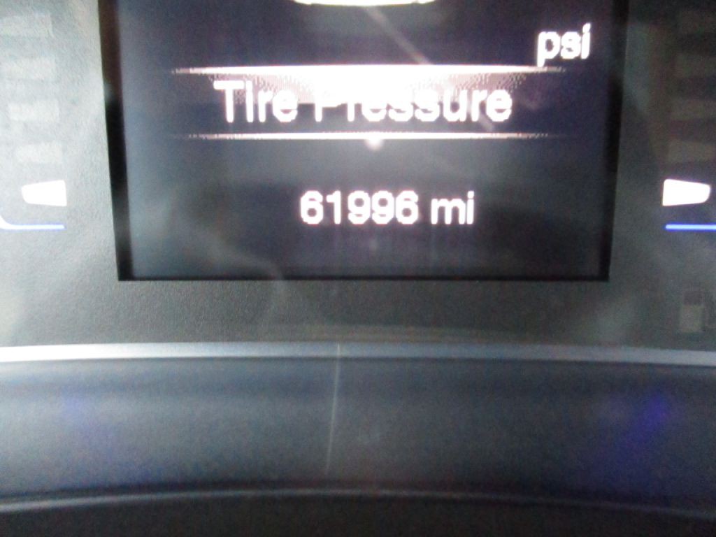 2016 Chrysler 200 Image 14