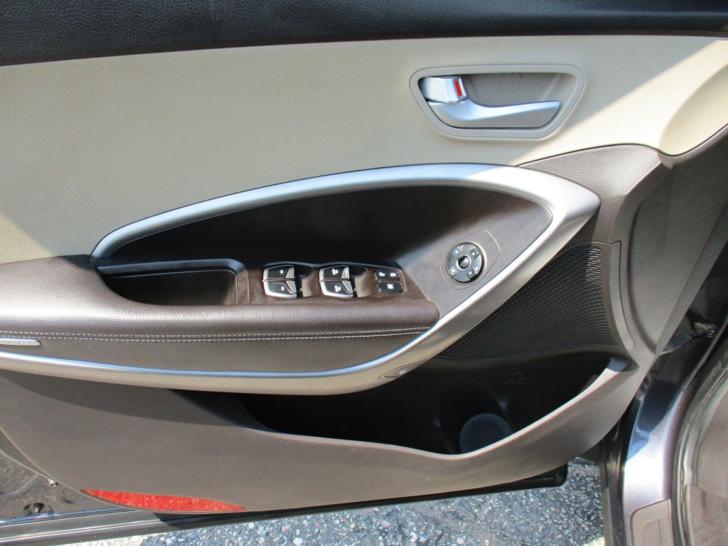 2015 Hyundai Santa Fe Sport Image 11