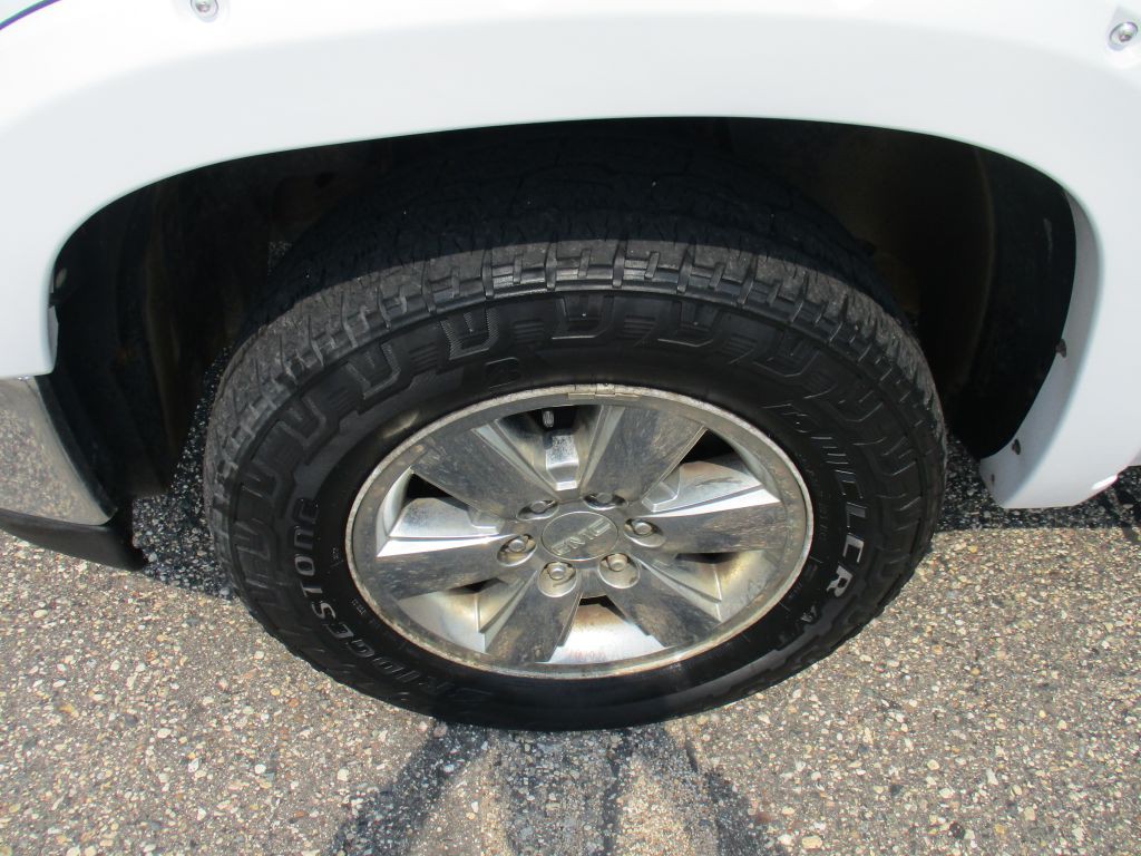 2013 GMC Sierra Image 8