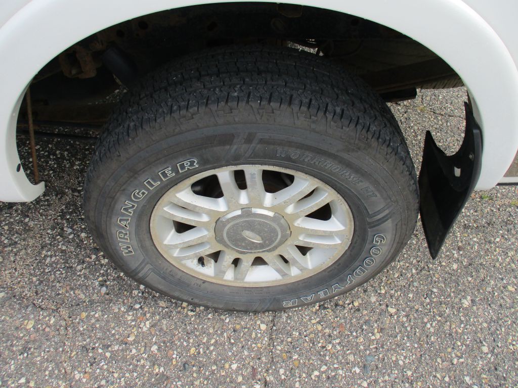 2012 Ford F-150 Image 8