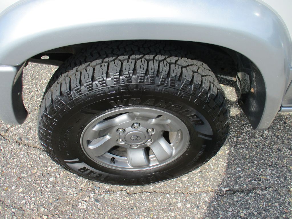 1997 Toyota 4Runner Image 7