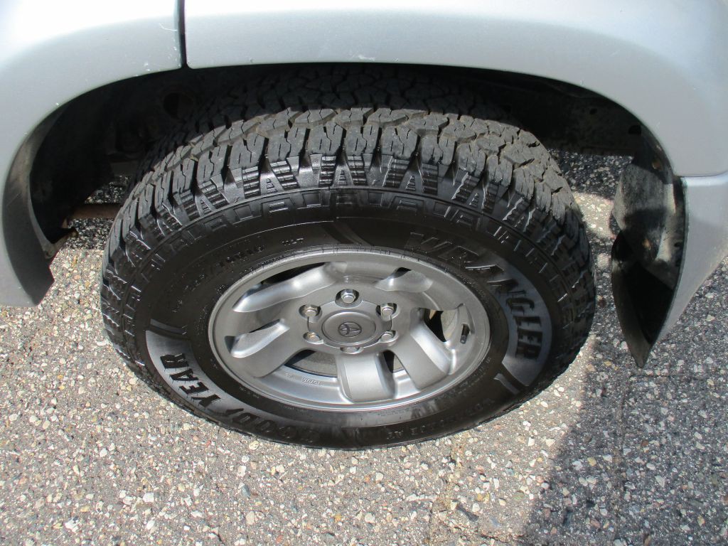 1997 Toyota 4Runner Image 8