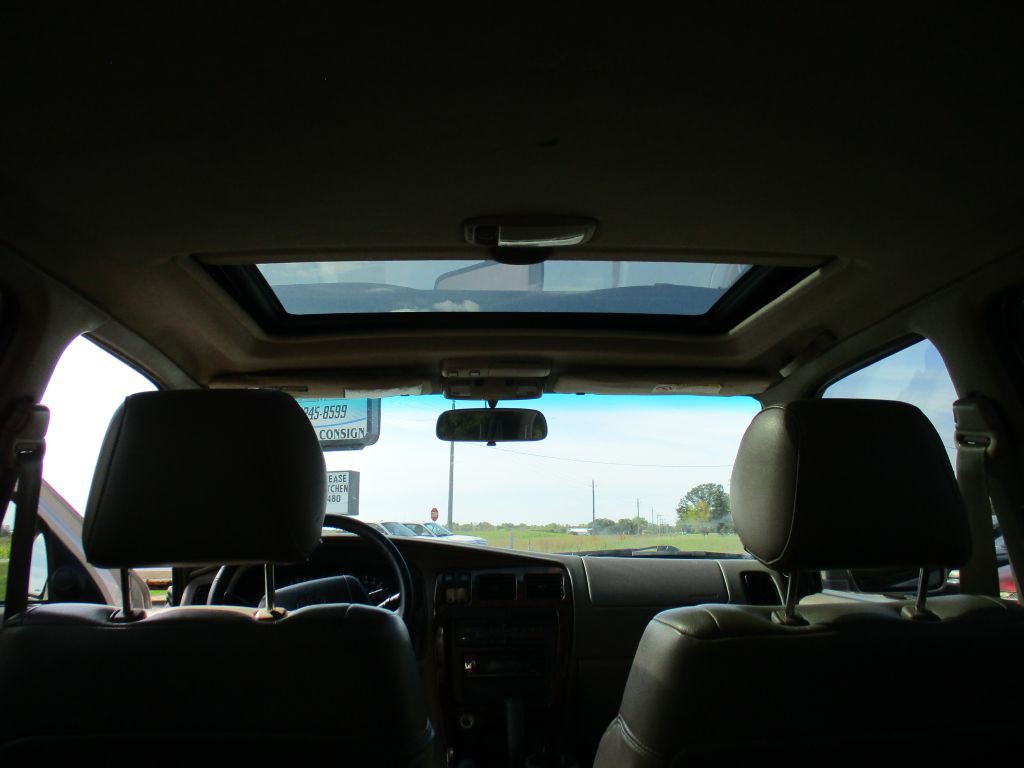 1997 Toyota 4Runner Image 28