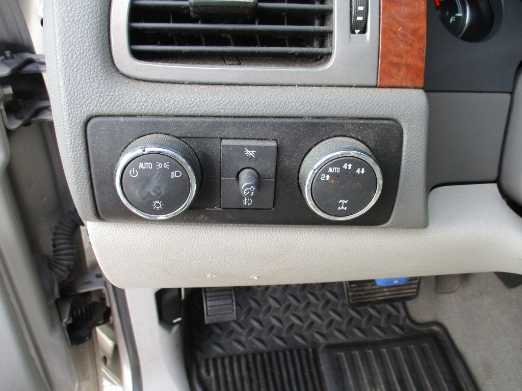 2008 GMC Sierra Image 15