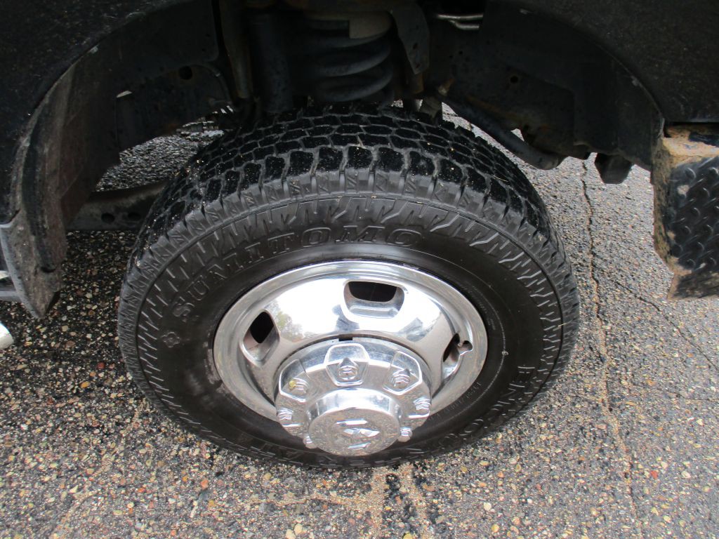 2022 RAM 3500 Image 12