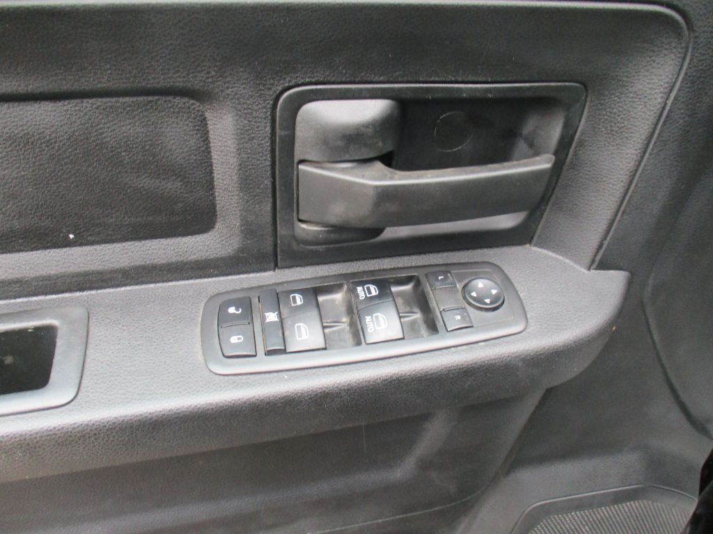 2022 RAM 3500 Image 13